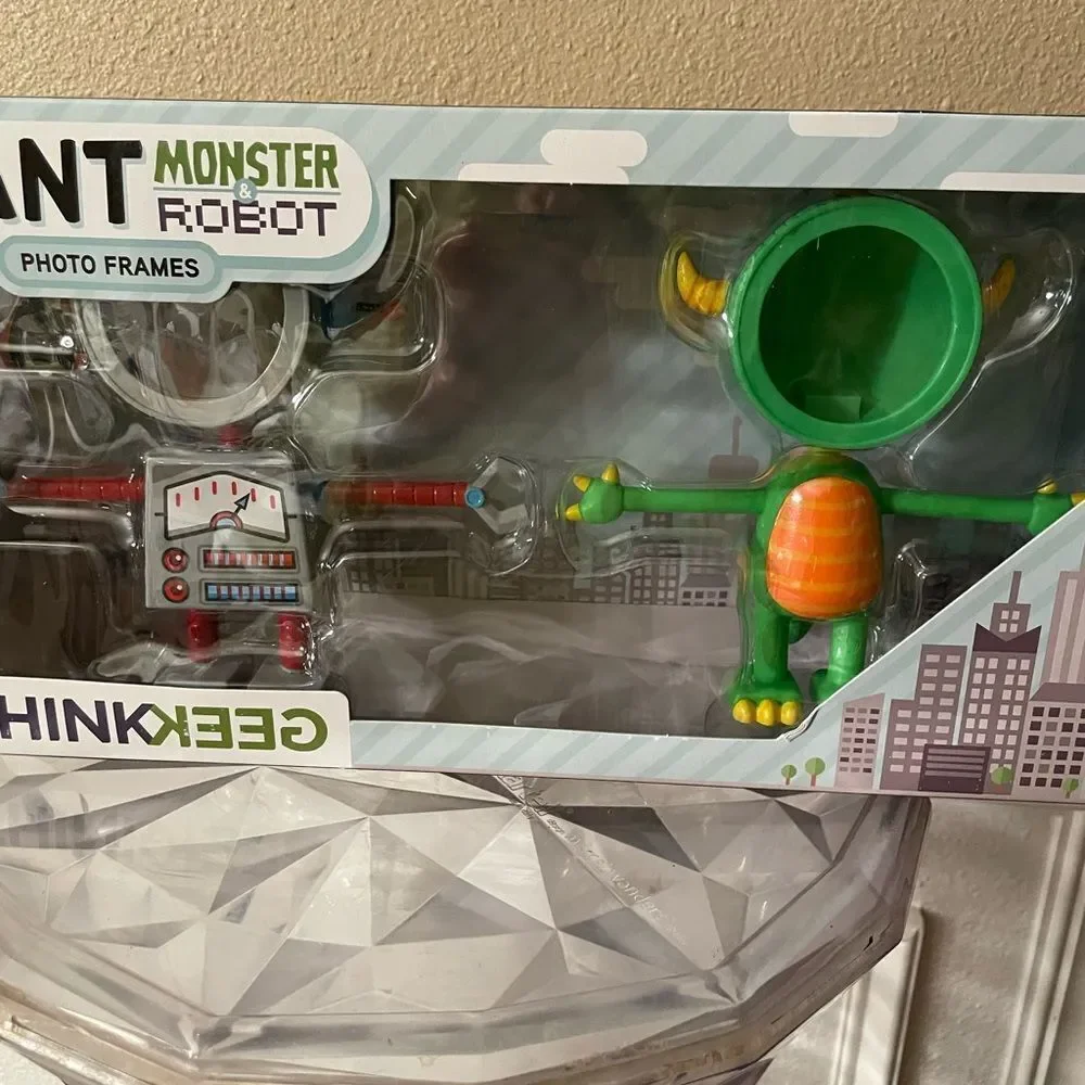 Think Geek Robot Monster Giant Picture Frames FUN!